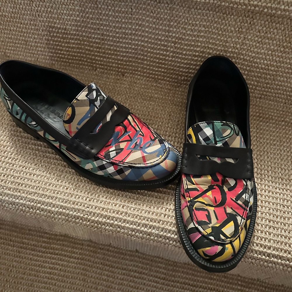 BURBERRY London Graffiti Check Loafers